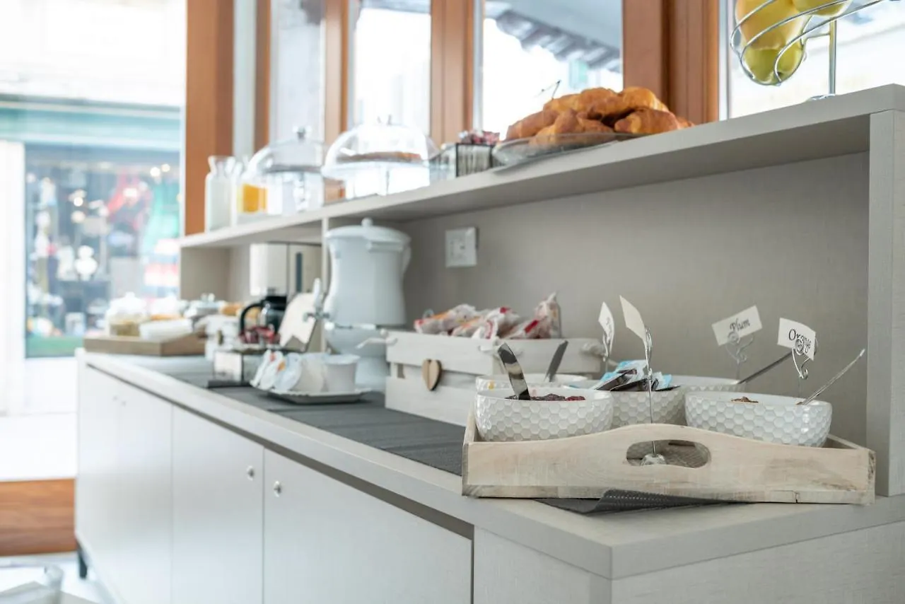 Grifoni Boutique Hotel Venice 0*,  Italy
